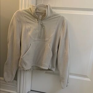 Lululemon Women's Cream Pullover Top